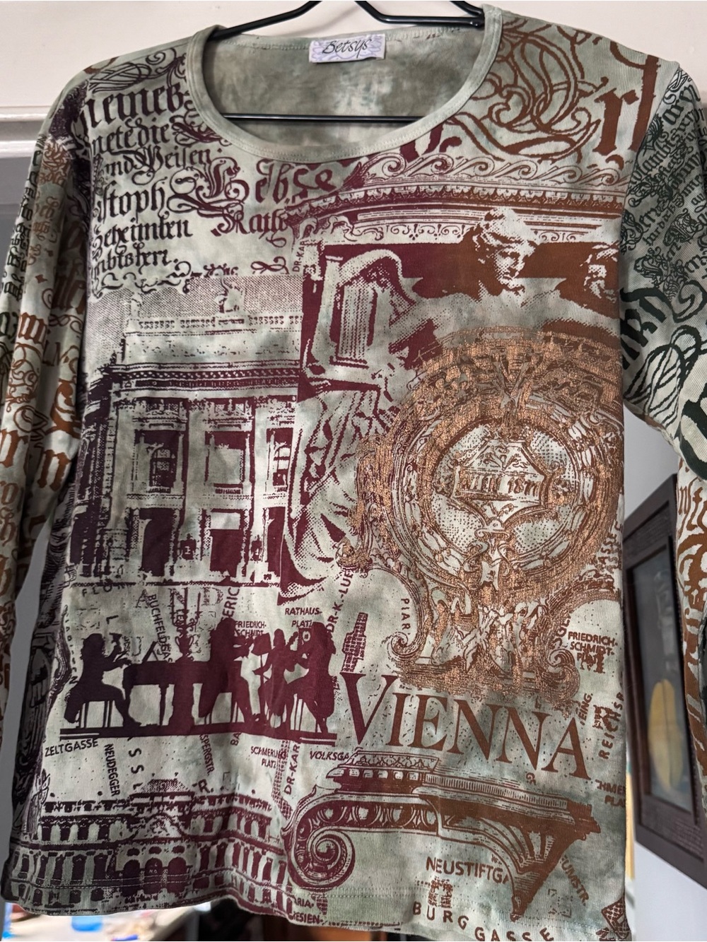 Y2K Fairy Grunge Vienna print green tan brown boho Long Sleeve Graphic Tee